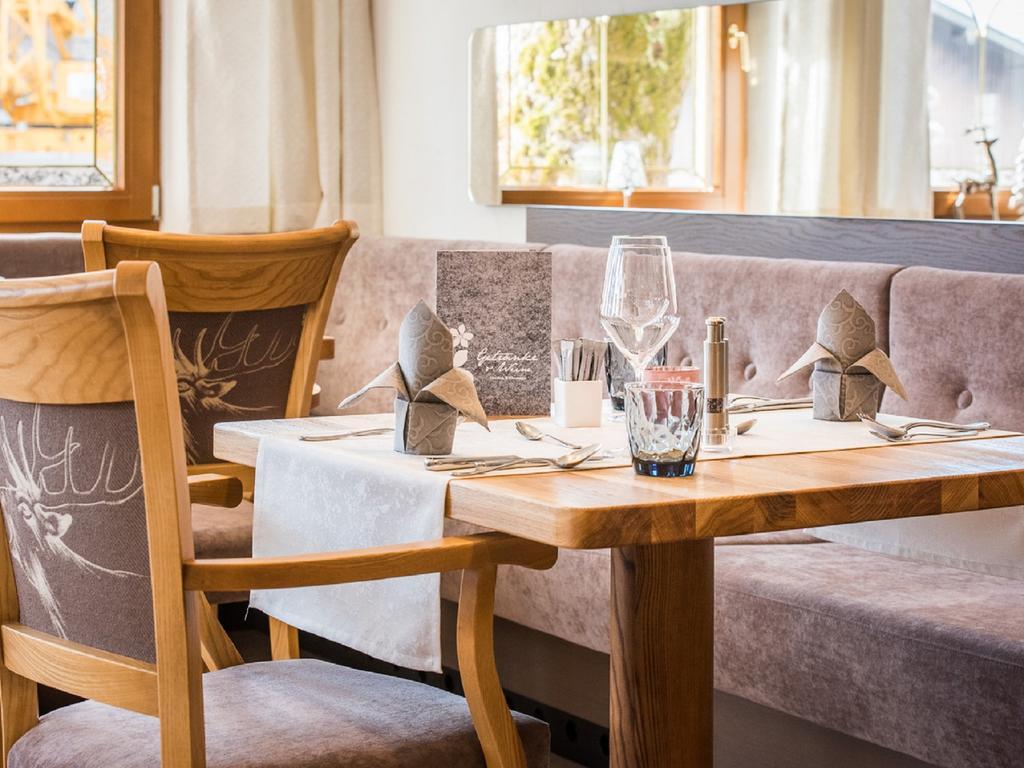 Hotel Alpenrose 페르티사우 외부 사진