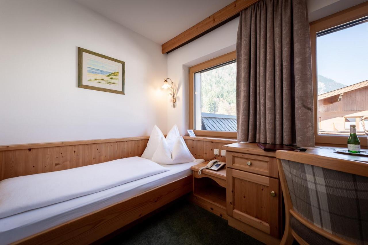 Hotel Alpenrose 페르티사우 외부 사진