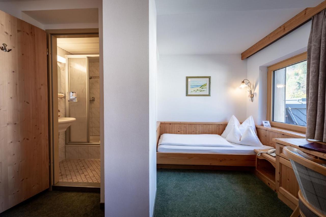 Hotel Alpenrose 페르티사우 외부 사진